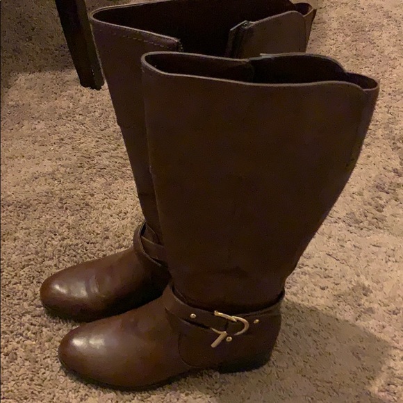 Boot - Picture 1 of 2